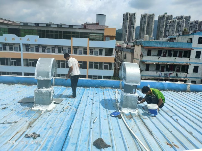 利津钢结构屋面涂料维修方法